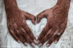 Gorgeous bridal mehndi art bridal mehndi,mehndi art,mehndi artist