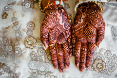 Incredible Indian bridal mehndi art. Incredible Indian bridal mehndi art.