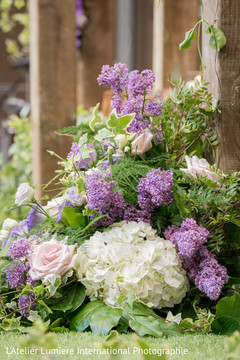 Dreamy Indian wedding reception flower decoration. indian wedding flowers decor,indian wedding mandap decor