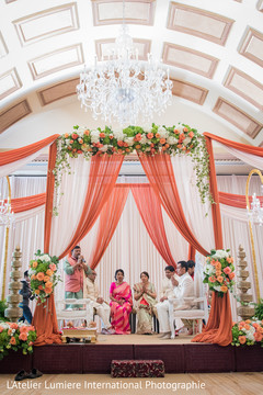 Take a look at this traditional Indian wedding ceremony. indian wedding ceremony,indian wedding mandap,indian wedding decoration,indian wedding celebration