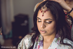 See this beautiful indian bride getting ready See this beautiful indian bride getting ready