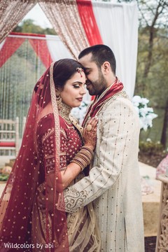 Heartwarming indian bride and groom photography Heartwarming indian bride and groom photography