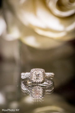 Amazing indian bride's wedding ring capture Amazing indian bride's wedding ring capture