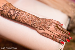 Perfect indian bridal mehndi art Perfect indian bridal mehndi art