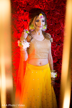 Dazzling indian bride's pre-wedding attire Dazzling indian bride's pre-wedding attire