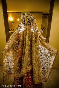 Marvelous Indian bride golden ghoonghat. Marvelous Indian bride golden ghoonghat.