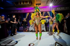 Upbeat Indian dancers performance capture. Upbeat Indian dancers performance capture.