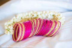 Stunning Indian bride ceremony bangles capture Stunning Indian bride ceremony bangles capture