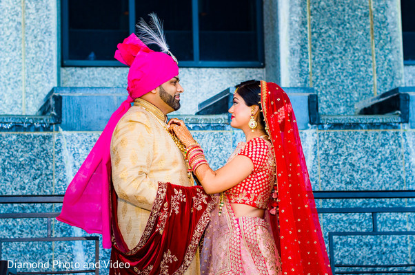 indian wedding gallery,outdoor photography,indian bride and groom