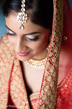 Marvelous Indian bride tikka closeup capture. Marvelous Indian bride tikka closeup capture.