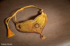 Indian bride's wedding accessories Indian bride's wedding accessories