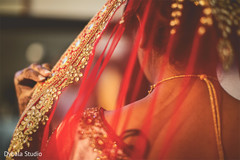 See the Final touch ups for this charming indian bride. See the Final touch ups for this charming indian bride.