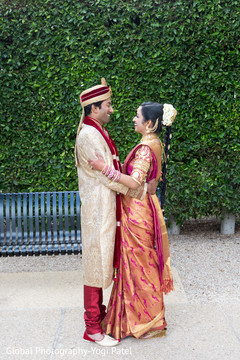See this dazzling Indian couple's photo session. See this dazzling Indian couple's photo session.