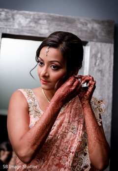 Charming maharani getting ready for her big day. Charming maharani getting ready for her big day.