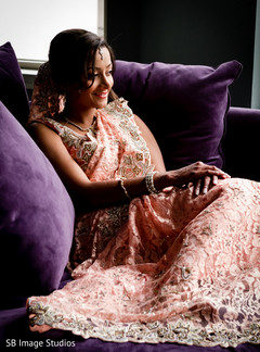 Gorgeous indian bride posing Gorgeous indian bride posing