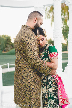 Stunning image of this lovely Indian couple. Stunning image of this lovely Indian couple.