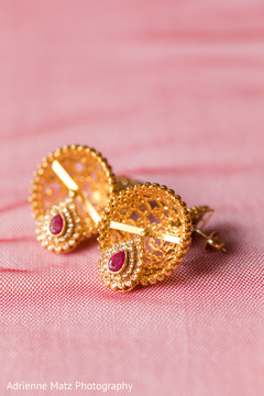 Beautiful indian bride's earrings Beautiful indian bride's earrings
