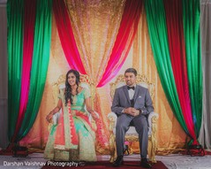 Glamorous Indian bride and groom style. Glamorous Indian bride and groom style.