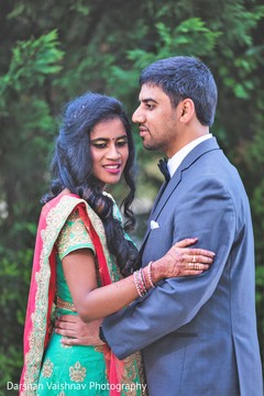 Indian lovebirds posing for photo shoot Indian lovebirds posing for photo shoot