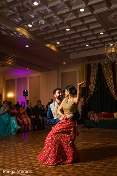 Fantastic indian couple's performance Fantastic indian couple's performance