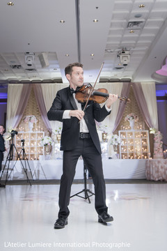 Violin player during wedding reception indian wedding reception,indian wedding reception photography