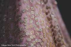 Amazing embroidery decoration on wedding lehnga. indian bridal lengha,indian bride's fashion,indian bride's ceremony outfit