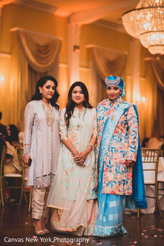 Gorgeous Indian bridesmaids portrait. indian bridesmaids,indian wedding fashion,indian weddyng hair and makeup