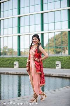Glamorous indian bride posing Glamorous indian bride posing