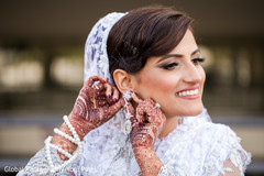 Graceful maharani photo indian wedding gallery,outdoor photography,indian bride,bridal mehndi