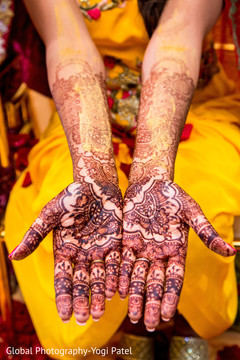 Beautiful bridal mehndi Beautiful bridal mehndi