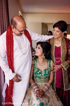 Memorable getting ready moments Memorable getting ready moments