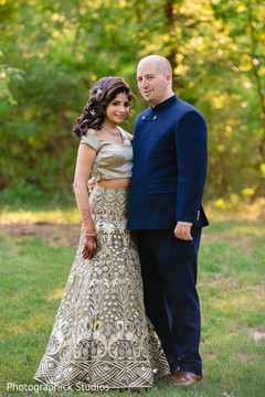 Enchanting indian lovebirds outdoor photo shoot Enchanting indian lovebirds outdoor photo shoot