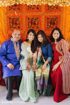 Mehndi night family capture Mehndi night family capture