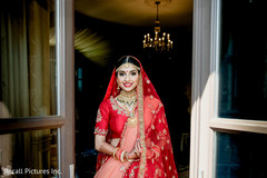 Dazzling indian bride's wedding style Dazzling indian bride's wedding style