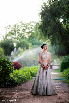 Indian bride looking fabulous Indian bride looking fabulous