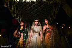 Inspiring indian bride style indian wedding,indian bride fashion