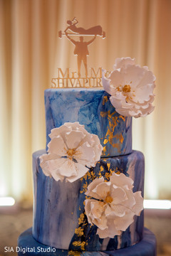 Fabulous indian wedding cake Fabulous indian wedding cake