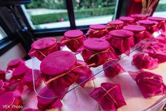 Sangeet favors Sangeet favors