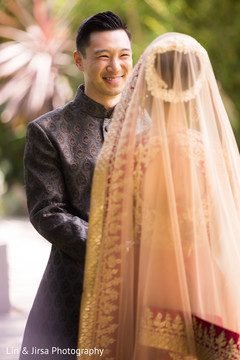 See this dazzling indian couple's photo session See this dazzling indian couple's photo session