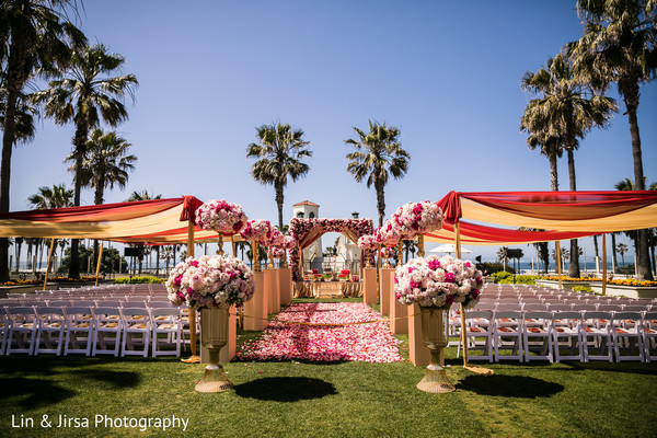 Fabulous indian wedding ceremony venue decor