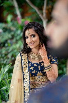 Graceful maharani photo looking at groom Graceful maharani photo looking at groom