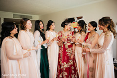 Indian bridal party capture Indian bridal party capture