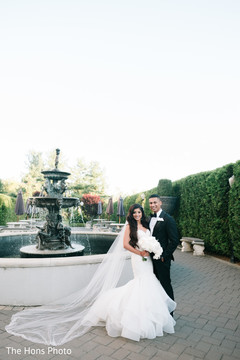 Dreamy indian lovebirds photo shoot