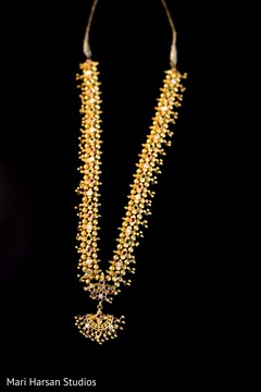 Indian bride's wedding accessories Indian bride's wedding accessories
