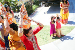 Upbeat indian wedding sangeet Upbeat indian wedding sangeet