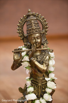 Fabulous statue decor idea Fabulous statue decor idea