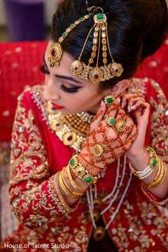 Dazzling indian bride. Dazzling indian bride.