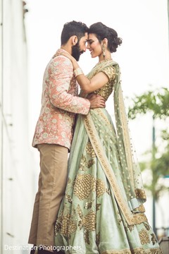 Heartwarming indian bride and groom photography Heartwarming indian bride and groom photography