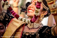Joyful indian bride capture Joyful indian bride capture