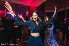 Guests dancing photography Guests dancing photography